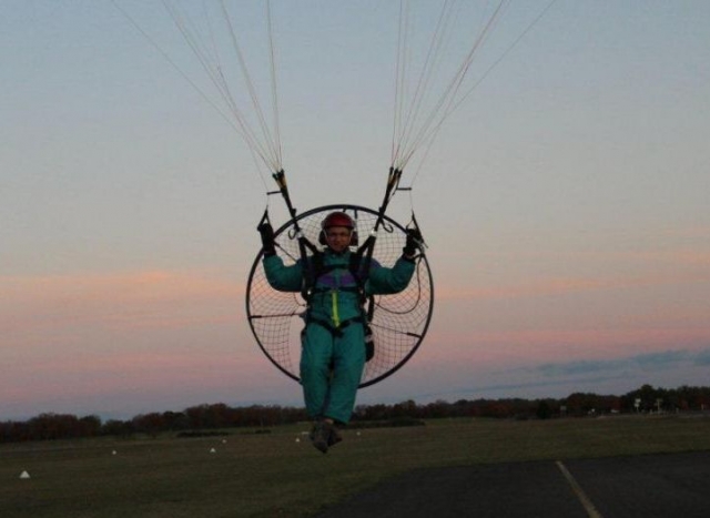  奎尔西的动力伞训练 